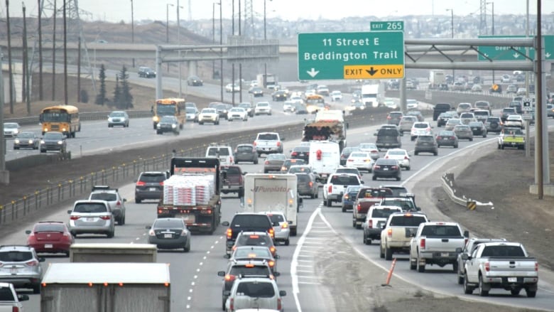 Dozens of cars seen in rush hour traffic on Calgary's Deerfoot Trail.