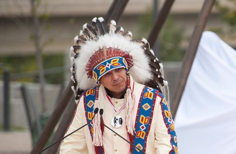 Chief Darcy Bear of the Whitecap Dakota First Nation speaks at a sculpture unveiling in Saskatoon in this September, 2014 photo.