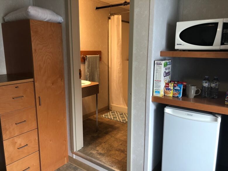 A look inside one of a modular housing unit in Surrey, B.C.