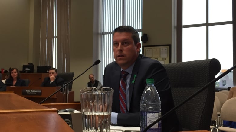 Geoff Wood is the Senior Vice President of Policy with the Ontario Trucking Association. His organization has concerns with using the registered gross vehicle weight to ban trucks from city streets, noting the threshold is too low.