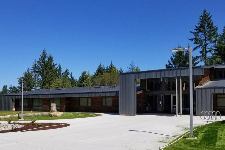 A modern one-storey school building.