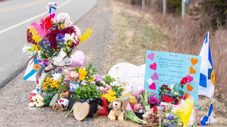 A memorial remembering Lillian Hyslop is seen along the road in Wentworth, N.S. on Friday, April 24, 2020. 22 people are dead after a man went on a murderous rampage in Portapique and several other Nova Scotia communities.