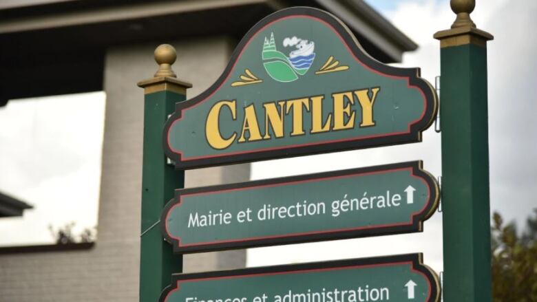 A sign for Cantley in Quebec at its municipal office.