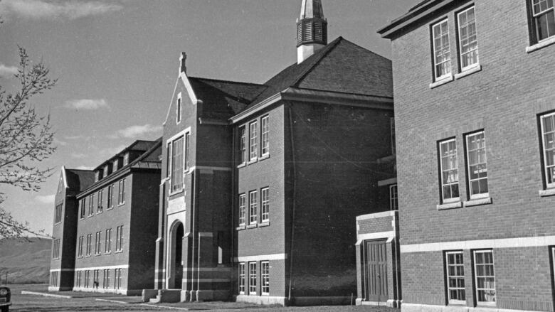 a large brick building