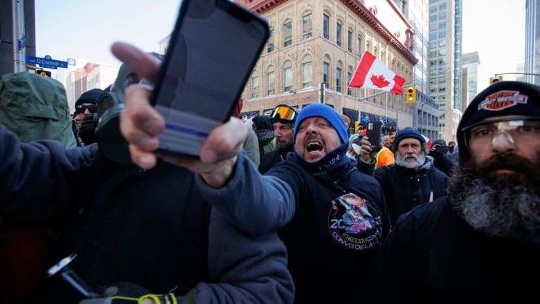 convoy protesters yell