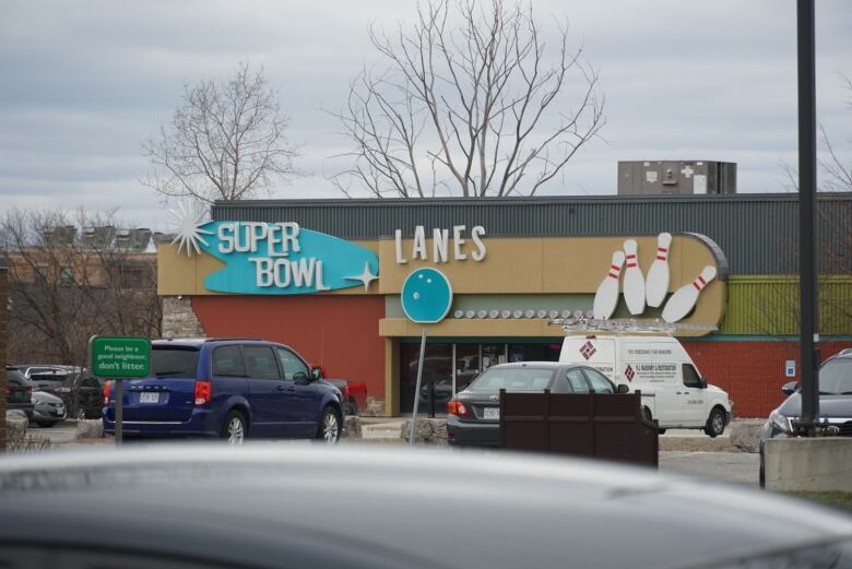 The exterior of a bowling establishment.