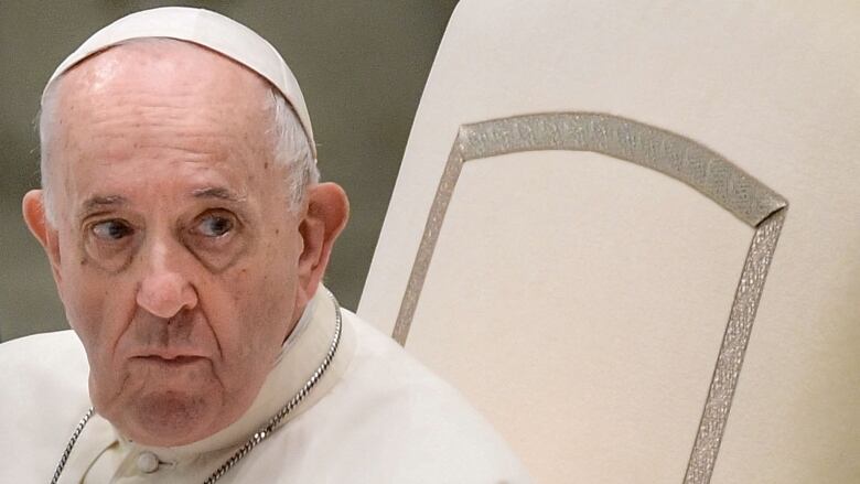 Close-up picture of Pope Francis's face.