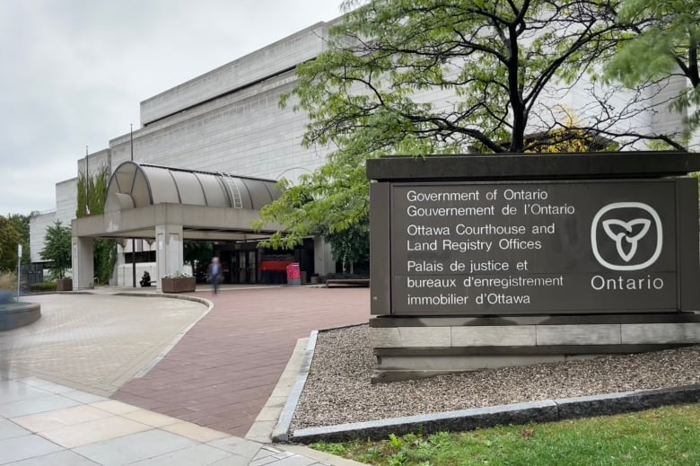 The Ottawa Courthouse.