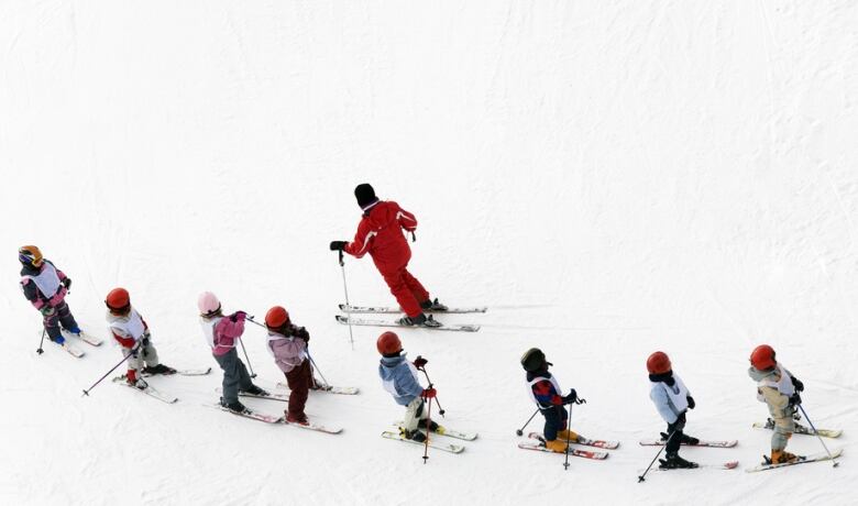 Ski class from above