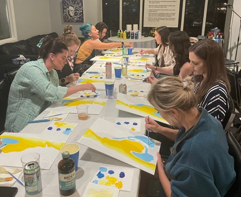 Sober Babes Vancouver hosts events such as paint nights and serves non-alcoholic drinks. 