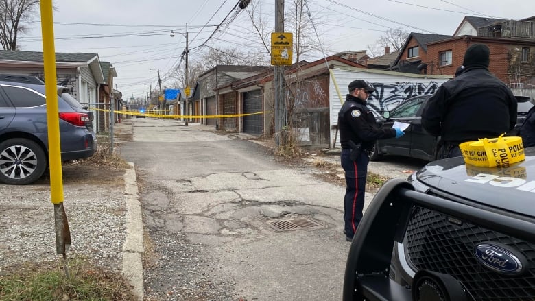 Toronto police officers cordoned off part of a laneway in the Ossington Avenue and Harbord Street area on Monday following a stabbing that sent one person to hospital via emergency run.