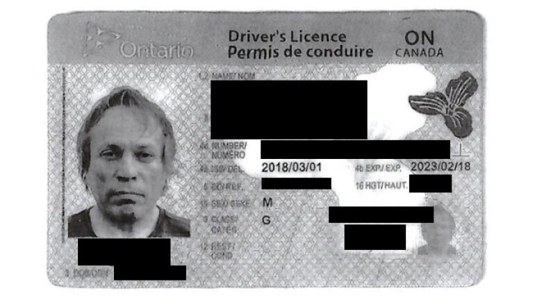 Headshot of a man on an Ontario drivers licence.