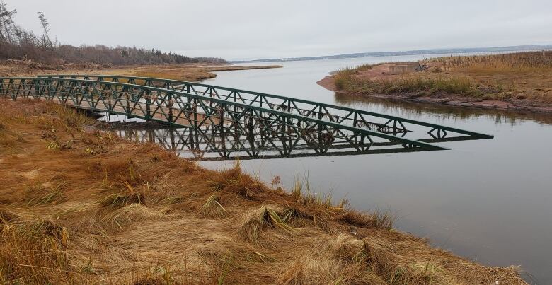 displaced bridge 