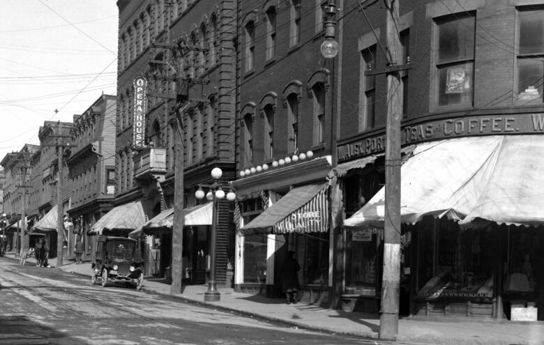 A picture of Union Street in Saint John.