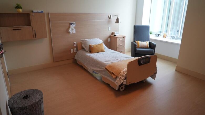 An empty room at the seniors' home in Saint-tienne-de-Lauzon.