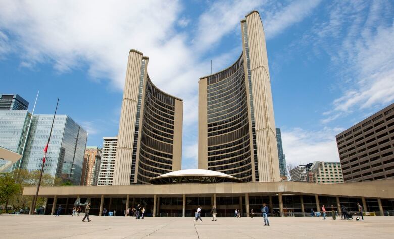 Toronto city hall.