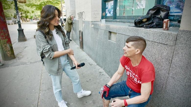 CBC's Lien Yeung speaks to Justin Hall who sets up shop daily along Abbott Street near East Hastings to sell his wares.