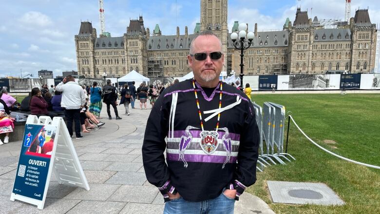 A First Nations leader on Parliament Hill.