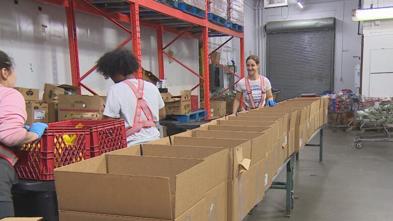 A recent report from Second Harvest shows food banks and other programs serving vulnerable Canadians are expected to serve 8.2 million people in 2023, a 60 per cent increase.