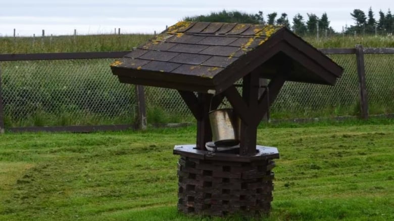 A wooden well