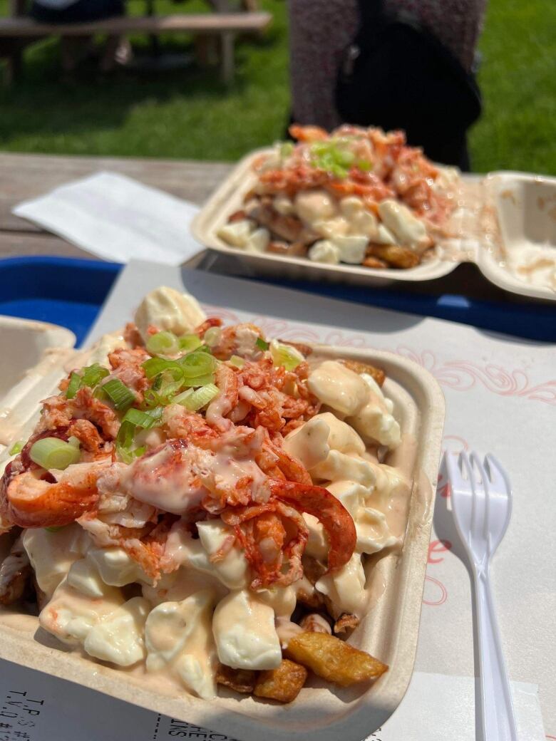 Lobster poutine 