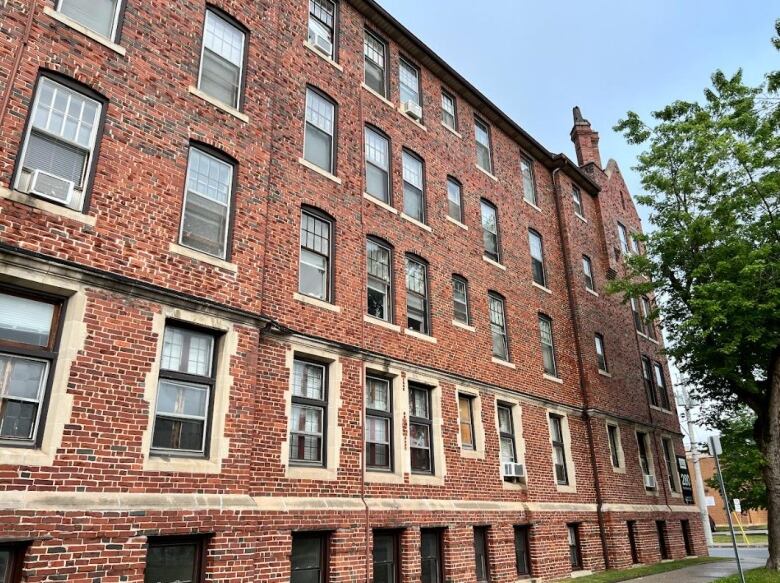 The exterior of an apartment building belonging to one of the Windsor Urban Heat Project participants.