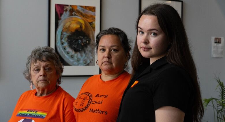 Dolores, Paula and Jayde Naponse, Ottawa, September 2023