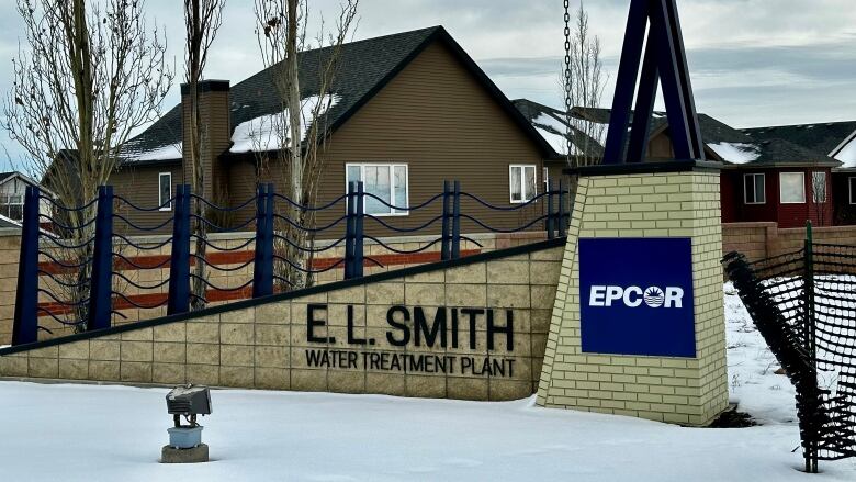 A sign for the E.L. Smith water treatment plant is pictured.