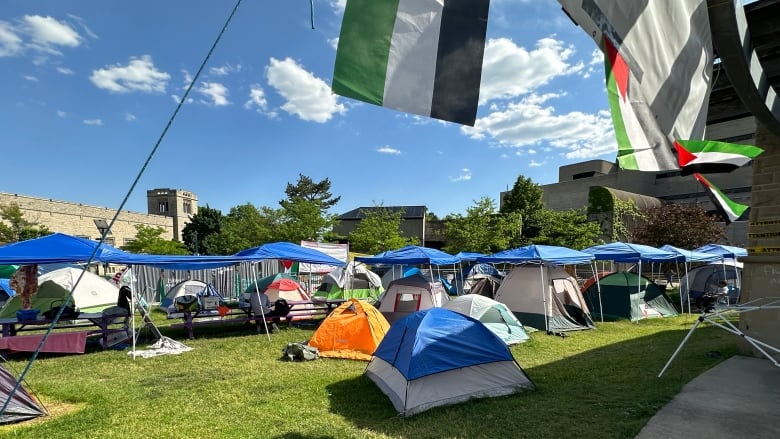 Dozens of tents remained in place in front of Western University's community centre on May 23, 2024 as protesters planned to meet with administration. 