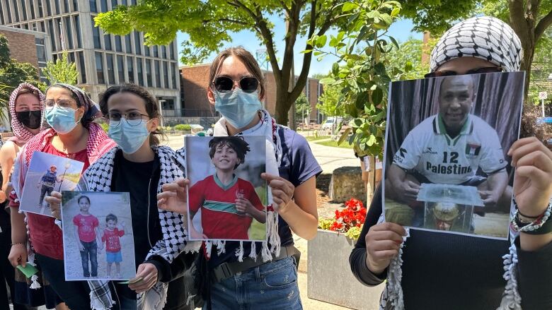 Pro-Palestinian protesters at UWindsor