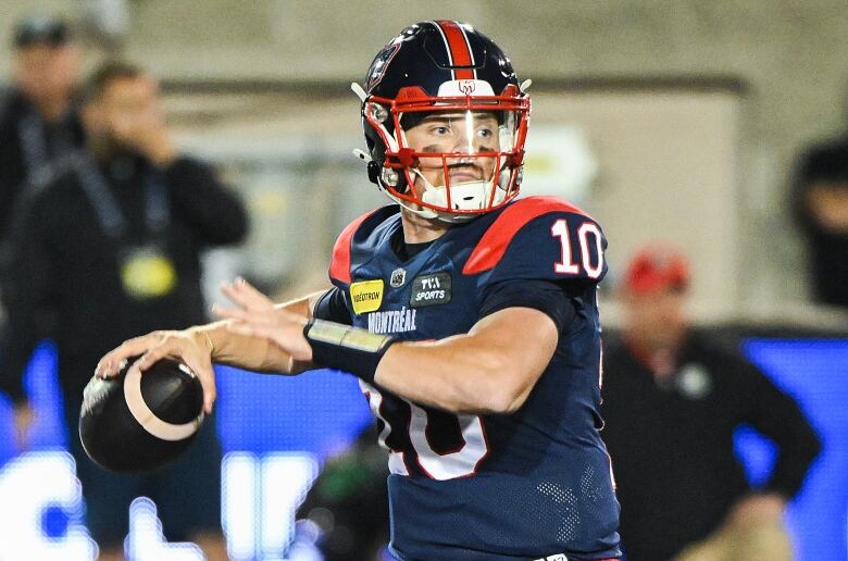 Montreal Alouettes quarterback Davis Alexander (10) sets up to throw during second half CFL football action against the Saskatchewan Roughriders in Montreal, Thursday, July 25, 2024. 