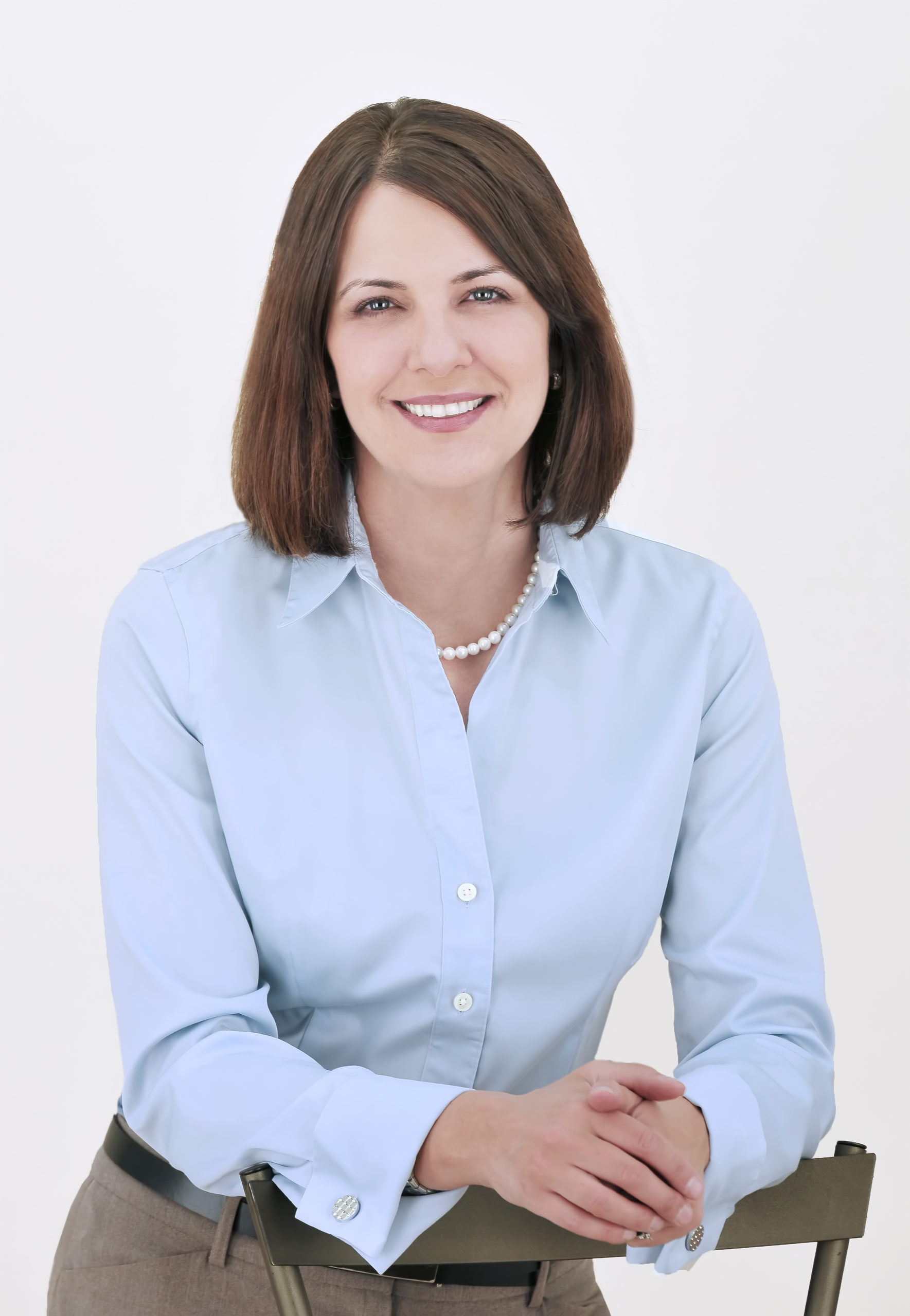 Smith Government Battles Alberta Auto Insurance Industry Over Reform Plans