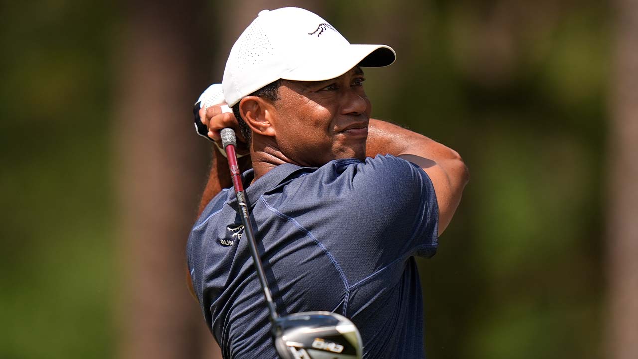 Tiger Woods Arrested on DUI Charges Following Florida Vehicle Crash
